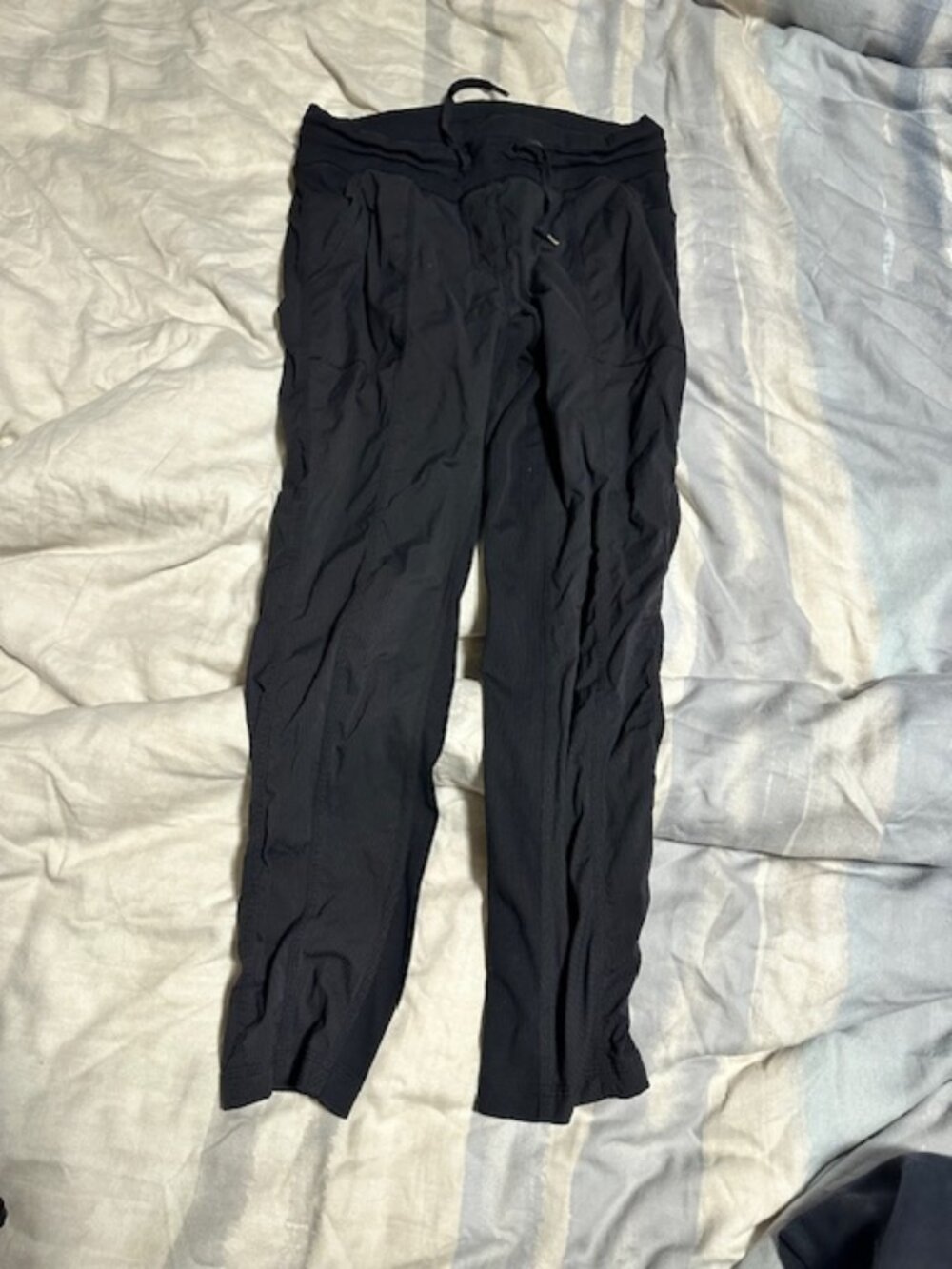Lululemon street to studio pants size 6